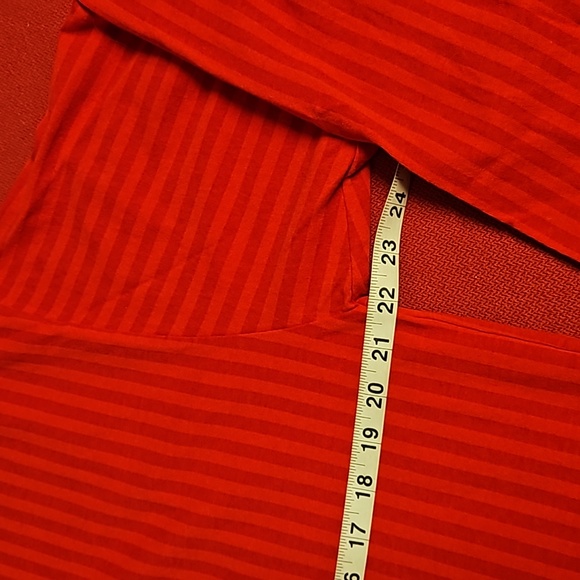 rel•e•vant products Naughty Cat Christmas lights red long sleeve night shirt OS - Picture 4 of 8